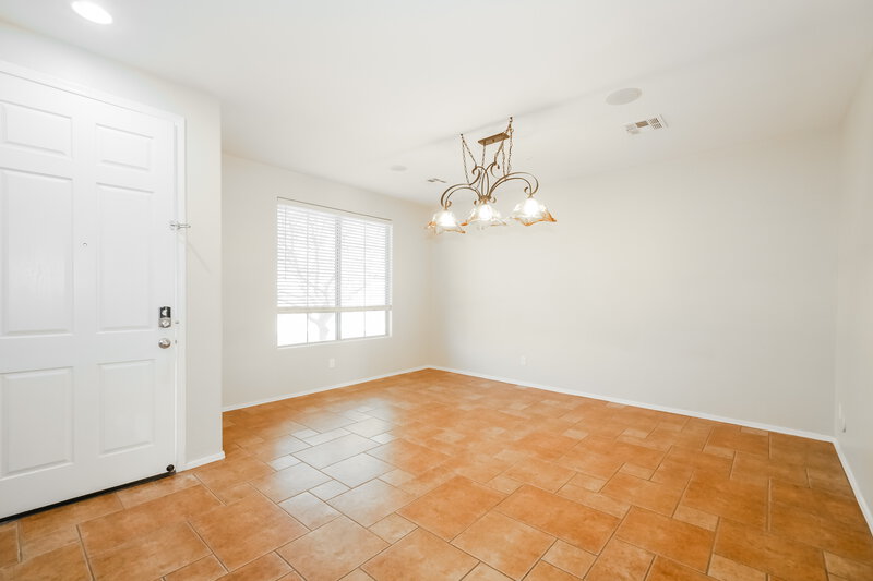 2,010/Mo, 7301 W Montgomery Rd Peoria, AZ 85383 Dining Room View