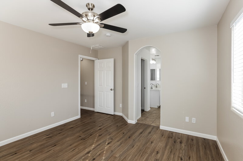 1,850/Mo, 14141 W Country Gables Dr Surprise, AZ 85379 Main Bedroom View 2