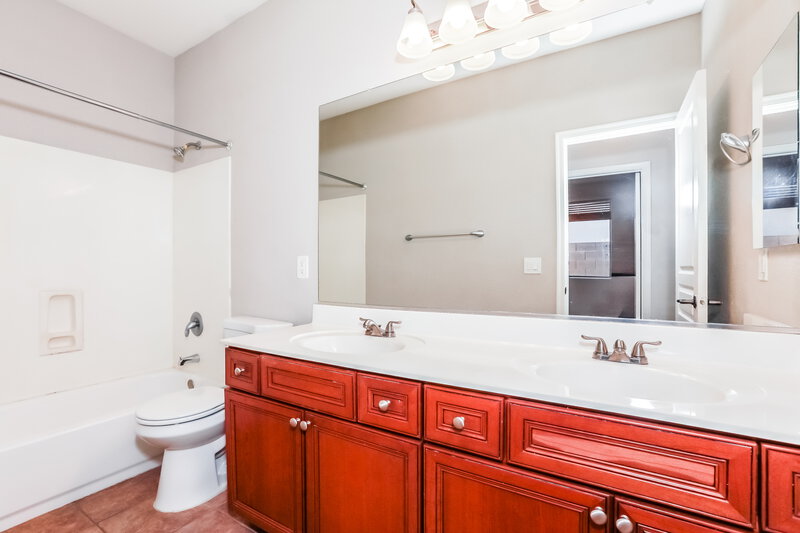 3,190/Mo, 2221 S Holguin Way Chandler, AZ 85286 Bathroom View