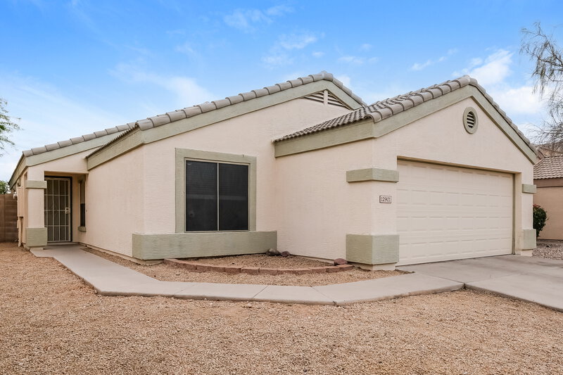 1,900/Mo, 12901 N 127th Ln El Mirage, AZ 85335 Front View