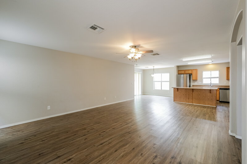 1,900/Mo, 12901 N 127th Ln El Mirage, AZ 85335 Living Room View
