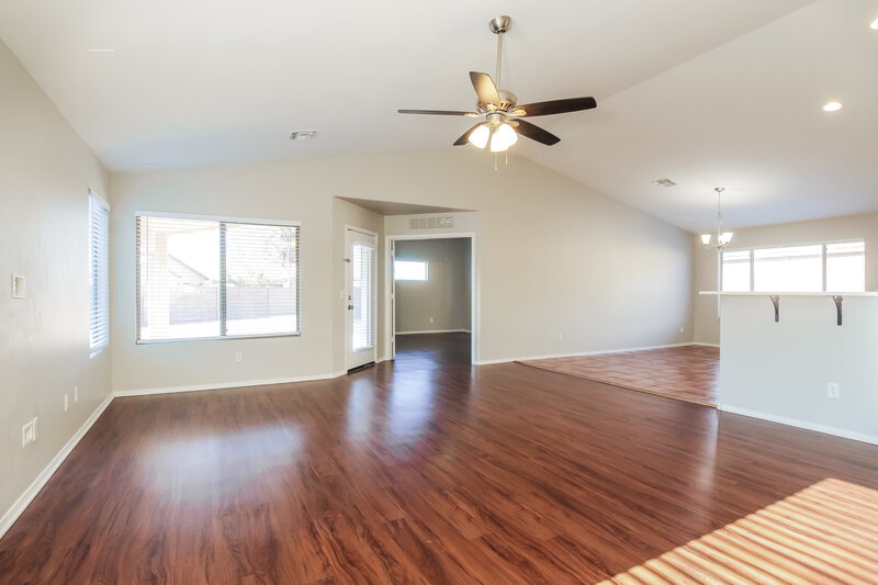 1,905/Mo, 15821 W Tara Ln Surprise, AZ 85374 Living Room View