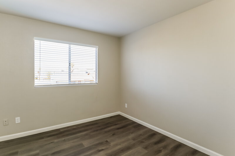 1,865/Mo, 11309 N 82nd Dr Peoria, AZ 85345 Bedroom View