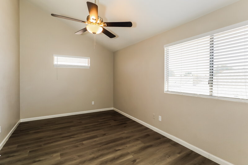 1,865/Mo, 11309 N 82nd Dr Peoria, AZ 85345 Bedroom View 3
