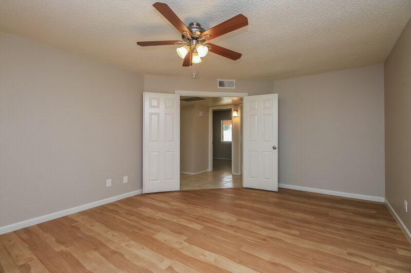 2,815/Mo, 2848 E Brown Rd Unit 31 Mesa, AZ 85213 Main Bedroom View 2