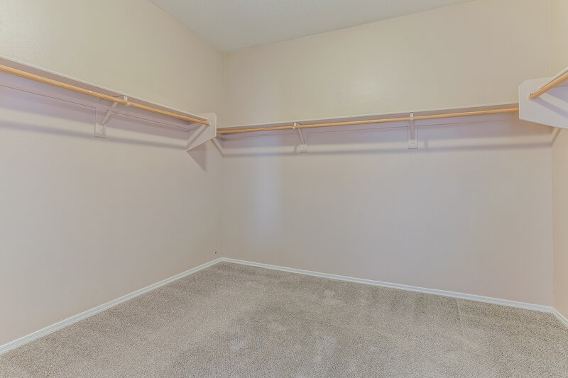 3,040/Mo, 7125 S 68th Gln Laveen, AZ 85339 Walk In Closet View