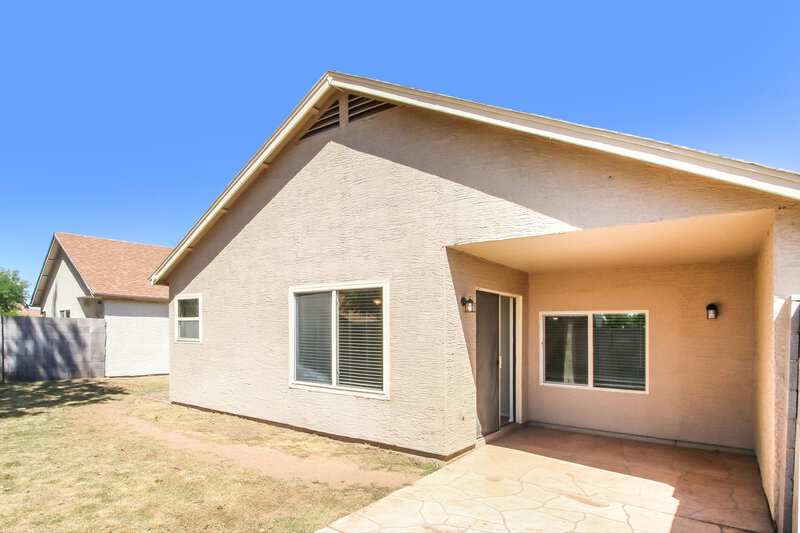 2,230/Mo, 921 S Val Vista Dr Unit 124 Mesa, AZ 85204 Rear View