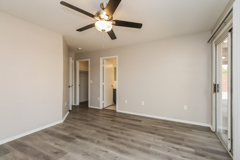 2,290/Mo, 2472 E Los Alamos St Gilbert, AZ 85295 Main Bedroom View 2