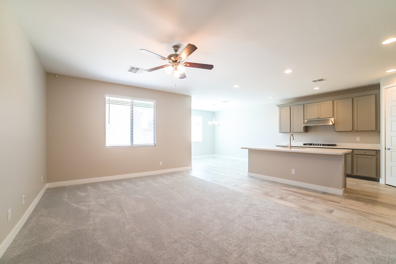 2,005/Mo, 13359 W Rowel Rd Peoria, AZ 85383 Living Room View