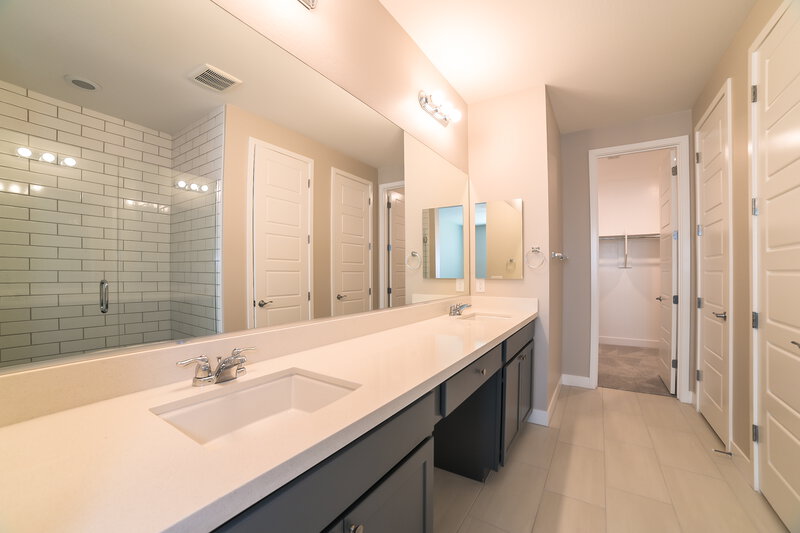 2,005/Mo, 13359 W Rowel Rd Peoria, AZ 85383 Main Bathroom View