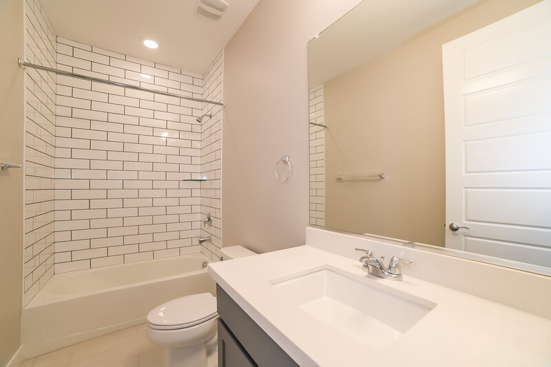 2,005/Mo, 13359 W Rowel Rd Peoria, AZ 85383 Bathroom View