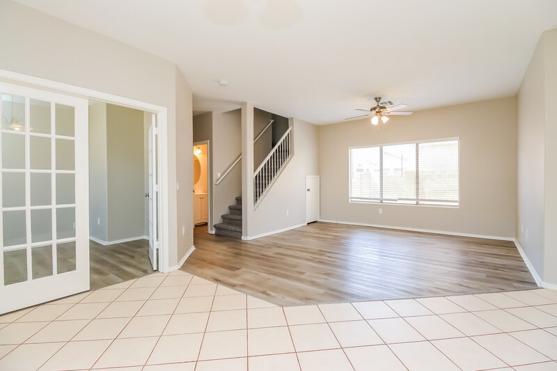 2,250/Mo, 1456 S Boulder St Unit A Gilbert, AZ 85296 Living Room View