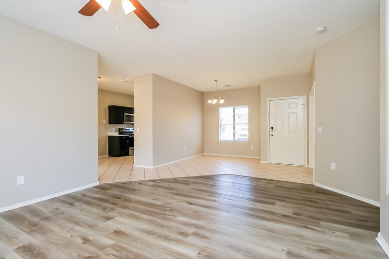 2,250/Mo, 1456 S Boulder St Unit A Gilbert, AZ 85296 Dining Room View