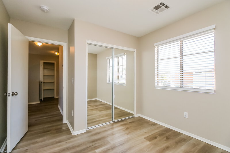 2,250/Mo, 1456 S Boulder St Unit A Gilbert, AZ 85296 Bedroom View