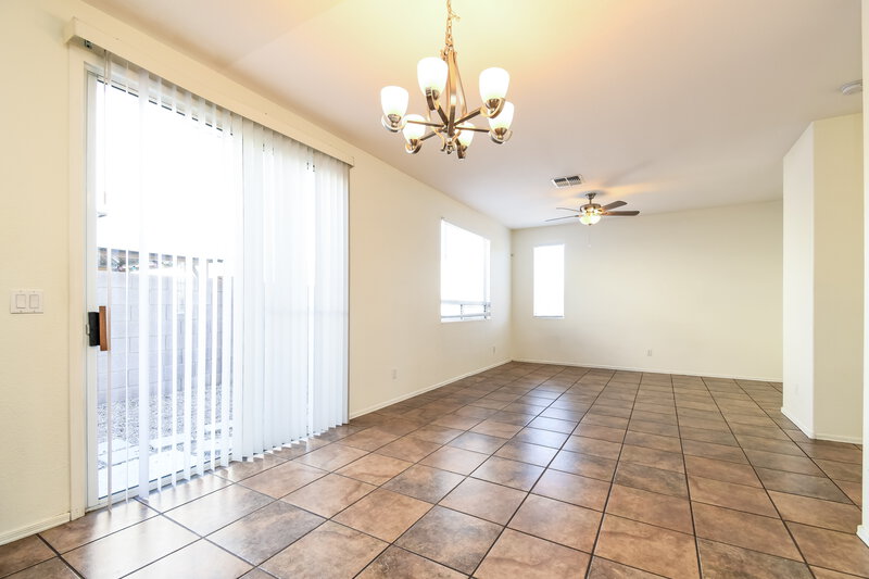 1,895/Mo, 1150 E Ferrara St San Tan Valley, AZ 85140 Dining Room View