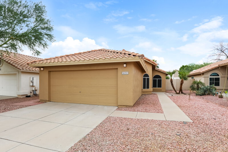 2,335/Mo, 4353 E Chuckwalla Cyn Phoenix, AZ 85044 External View