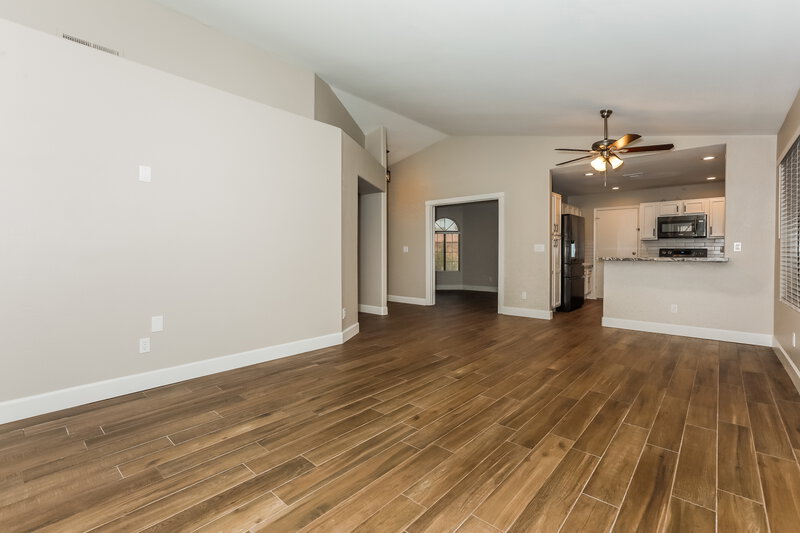 2,335/Mo, 4353 E Chuckwalla Cyn Phoenix, AZ 85044 Dining Room View 2