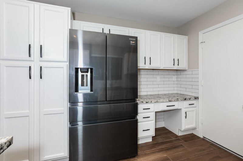 2,335/Mo, 4353 E Chuckwalla Cyn Phoenix, AZ 85044 Kitchen View 2