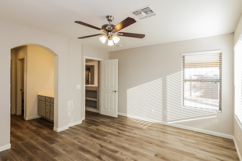 1,825/Mo, 16605 N 162nd Ln Surprise, AZ 85374 Main Bedroom View