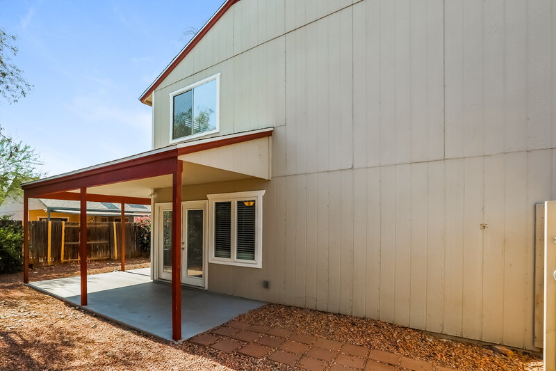 2,285/Mo, 7026 S 41st Pl Phoenix, AZ 85042 Rear View