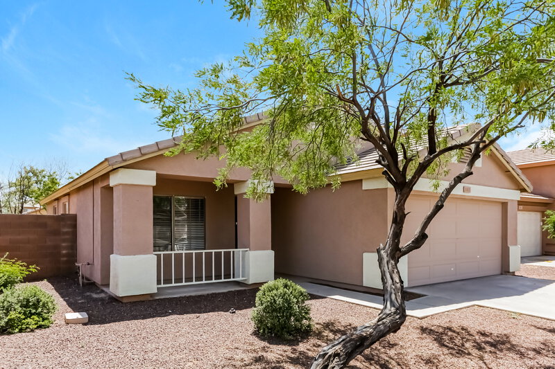 2,110/Mo, 11401 W Davis Ln Avondale, AZ 85323 Front View