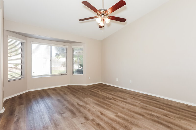 2,295/Mo, 6566 E Fox St Mesa, AZ 85205 Main Bedroom View