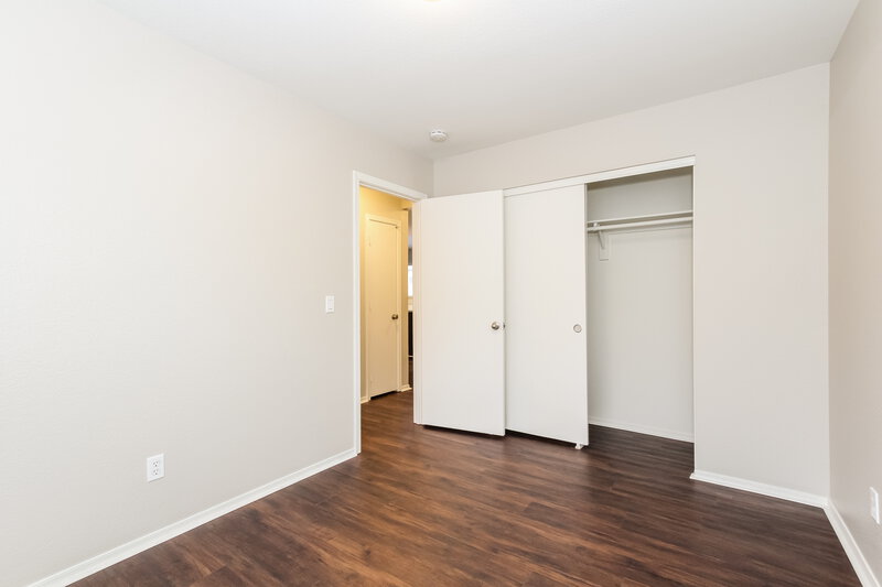 1,825/Mo, 11329 W Loma Blanca Dr Surprise, AZ 85378 Main Bedroom View