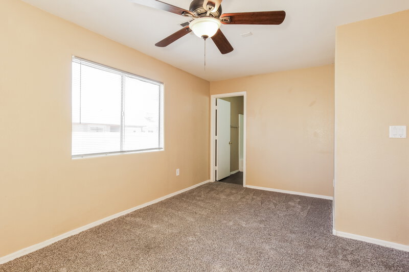 1,690/Mo, 305 E Gardenia Dr Avondale, AZ 85323 Main Bedroom View