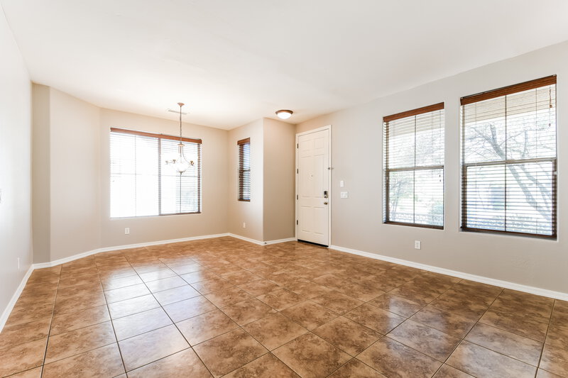 2,425/Mo, 3419 W Darien Way Phoenix, AZ 85086 Living Room View