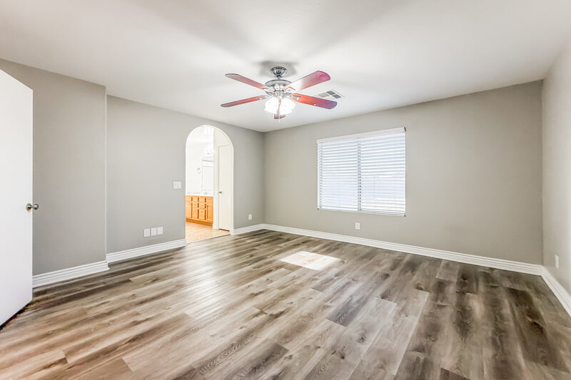 2,300/Mo, 10417 E Crescent Ave Mesa, AZ 85208 Main Bedroom View