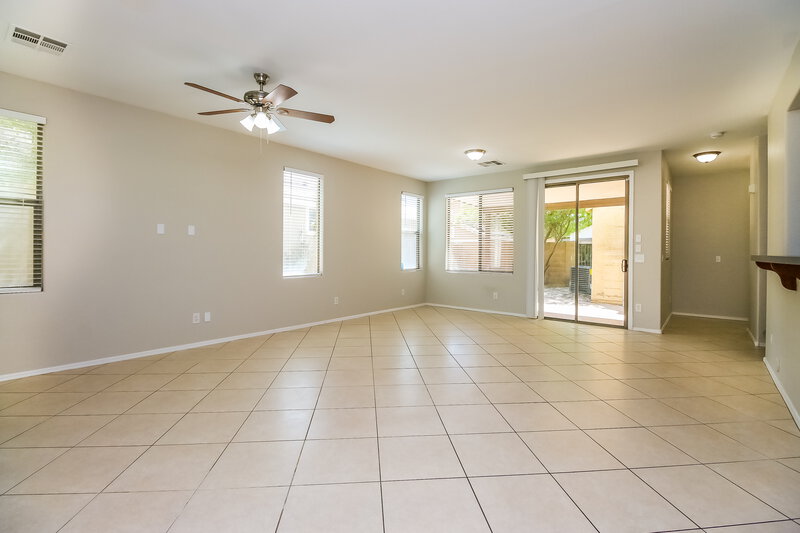 2,240/Mo, 3639 E Yeager Ct Gilbert, AZ 85295 Living Room View
