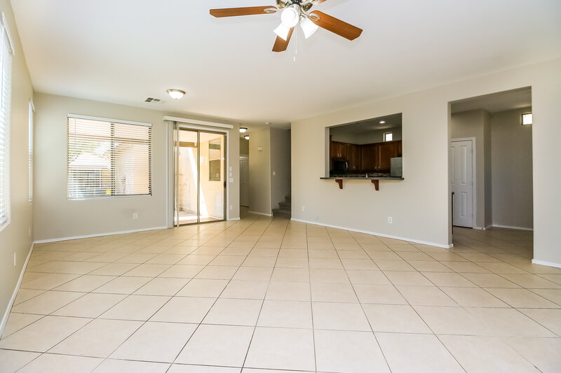 2,240/Mo, 3639 E Yeager Ct Gilbert, AZ 85295 Living Room View 3