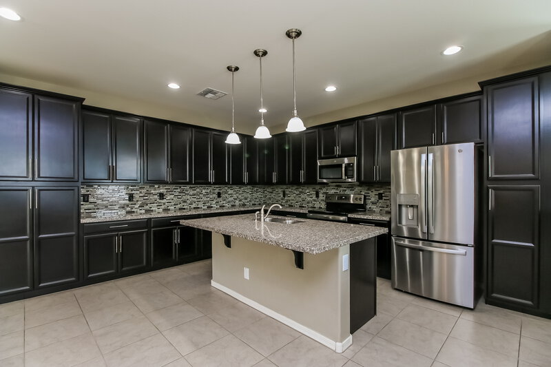 2,650/Mo, 4267 E Toledo St Gilbert, AZ 85295 Kitchen View 2