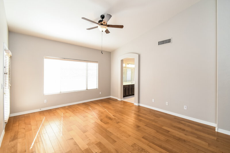 2,715/Mo, 1343 W Indigo Dr Chandler, AZ 85248 Main Bedroom View