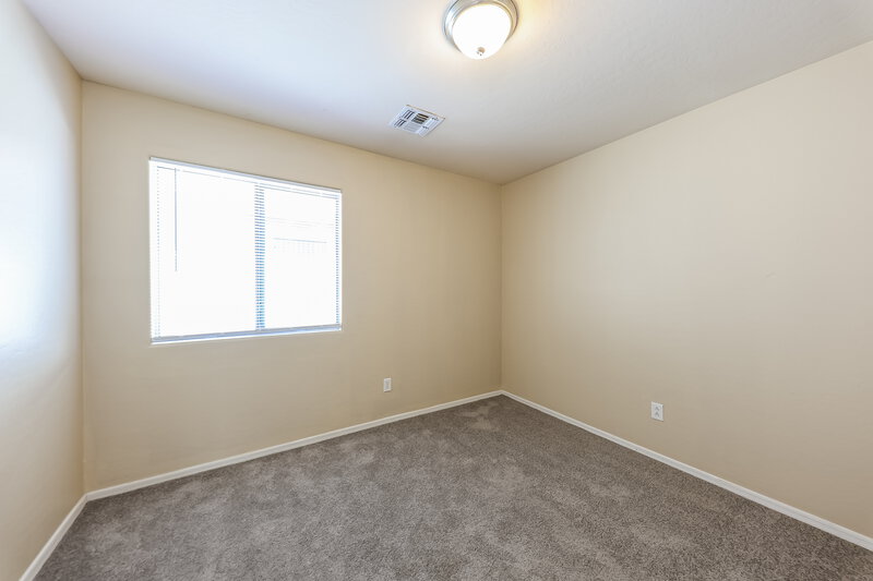 1,960/Mo, 10855 W Edgemont Ave Avondale, AZ 85392 Bedroom View