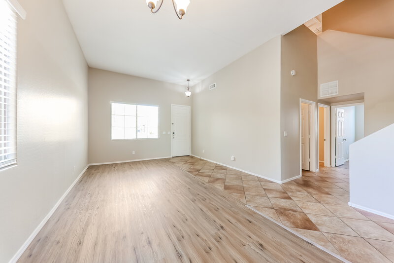 2,695/Mo, 40810 N Hudson Ct Anthem, AZ 85086 Living Room View 2