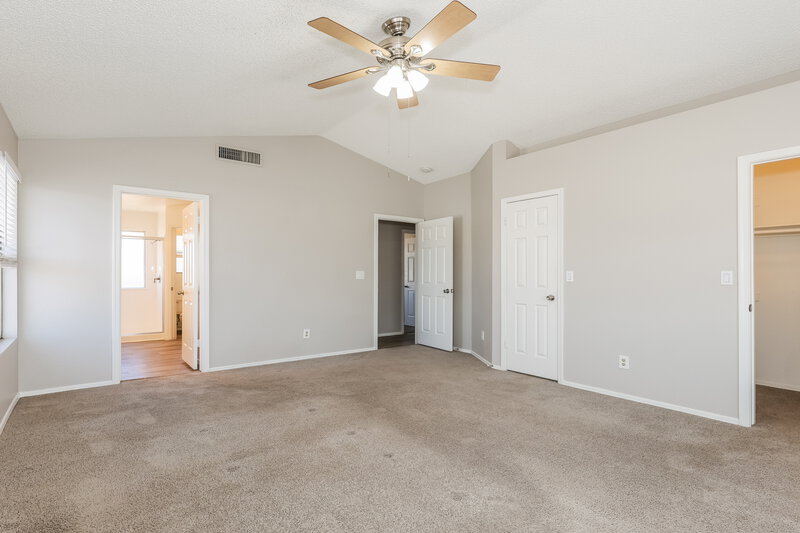2,855/Mo, 4214 E Saltsage Dr Phoenix, AZ 85048 Main Bedroom View 2