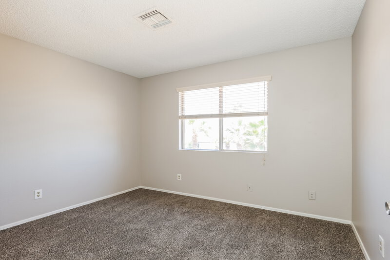 2,855/Mo, 4214 E Saltsage Dr Phoenix, AZ 85048 Bedroom View 3