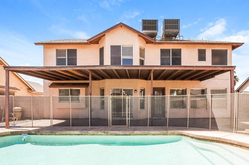 2,855/Mo, 4214 E Saltsage Dr Phoenix, AZ 85048 Rear View