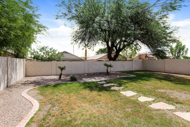 2,285/Mo, 305 N Abalone Dr Gilbert, AZ 85233 Exterior View