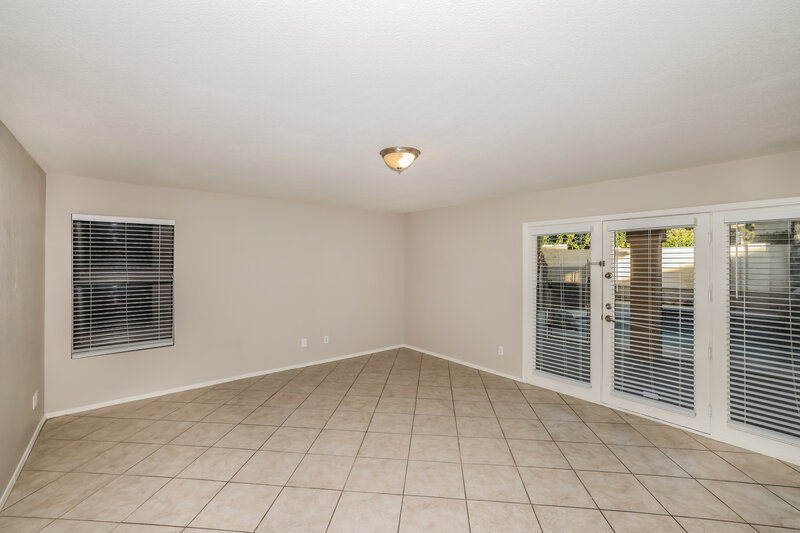 3,585/Mo, 6934 W Kristal Way Glendale, AZ 85308 Dining Room View