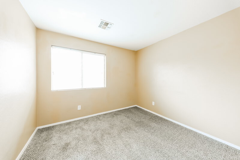 1,975/Mo, 12927 W Peppertree Ln Glendale, AZ 85307 Bedroom View 2