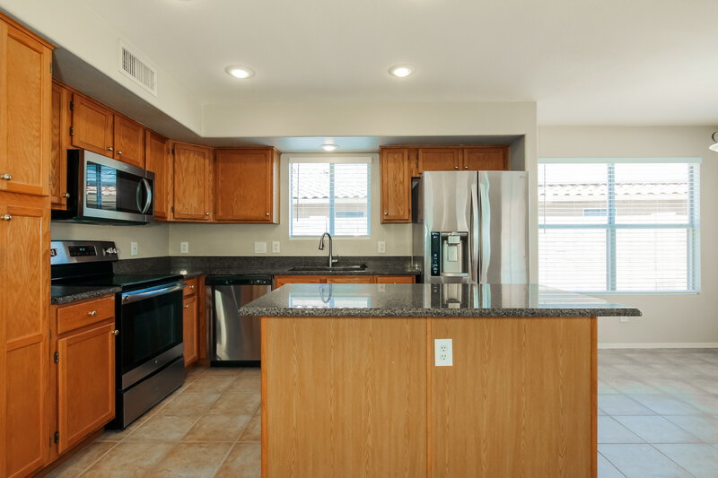 2,790/Mo, 19251 N 79th Dr Glendale, AZ 85308 Misc View 3