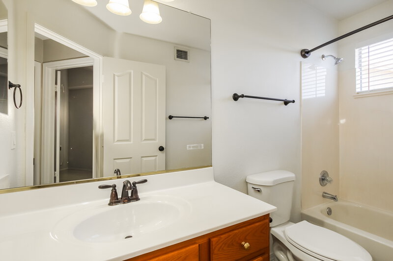 2,790/Mo, 19251 N 79th Dr Glendale, AZ 85308 Misc View 13