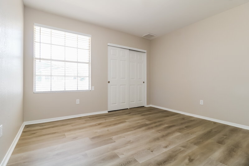 2,025/Mo, 320 E Hartford Ave Phoenix, AZ 85022 Bedroom View