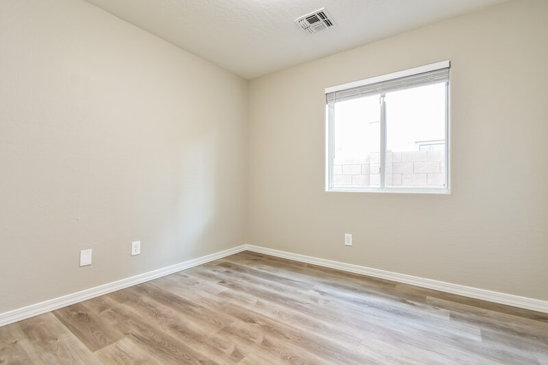 1,790/Mo, 15345 W Laurel Ln Surprise, AZ 85379 Bedroom View 2