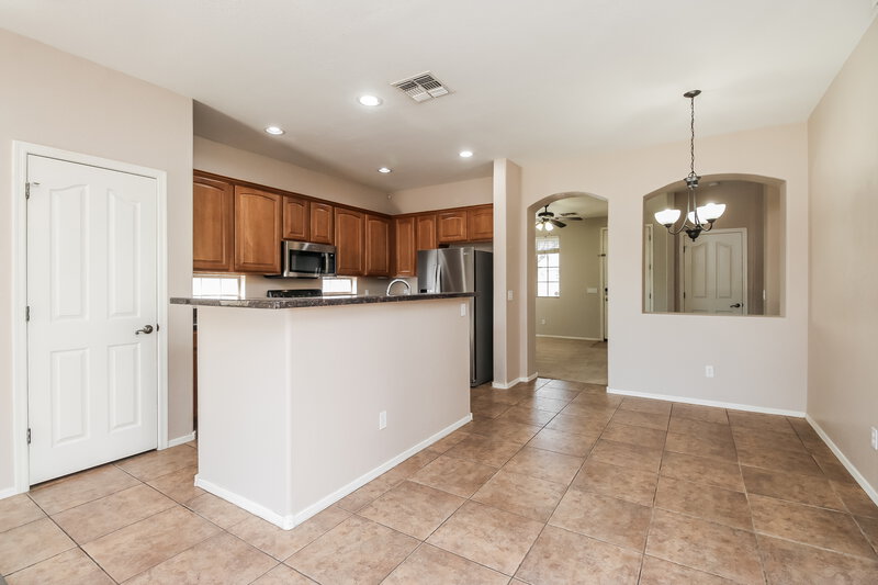 2,385/Mo, 4075 S Hemet St Gilbert, AZ 85297 Misc View 4