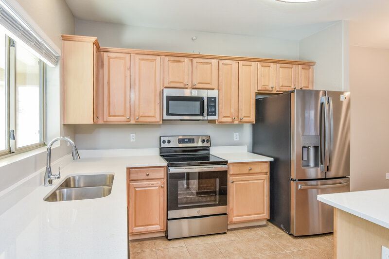1,880/Mo, 17747 W Port Royale Ln Surprise, AZ 85388 Kitchen View 2