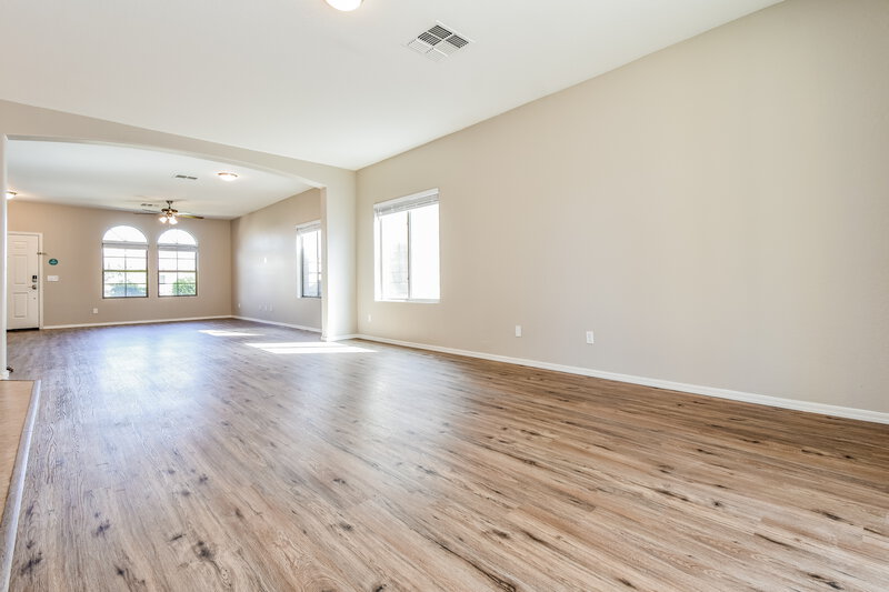 1,880/Mo, 17747 W Port Royale Ln Surprise, AZ 85388 Family Room View 2