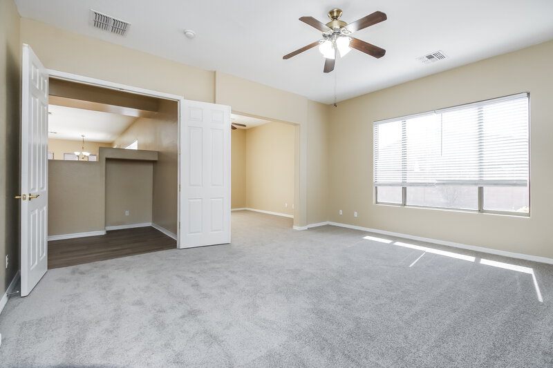 3,090/Mo, 513 W Remington Dr Chandler, AZ 85286 Main Bedroom View